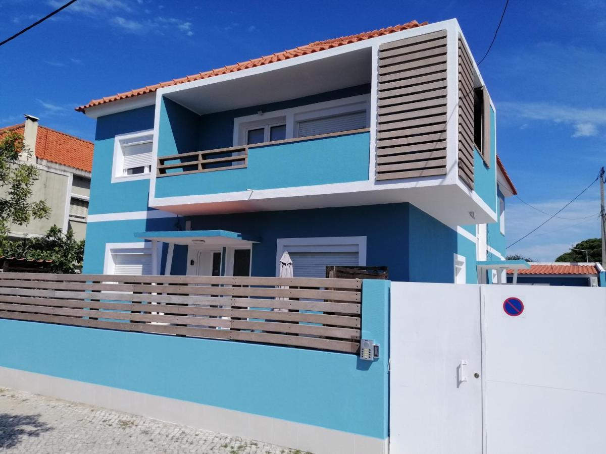 Lisbon Beach Apartments 3 กอสตา ดา กาปาริกา ภายนอก รูปภาพ