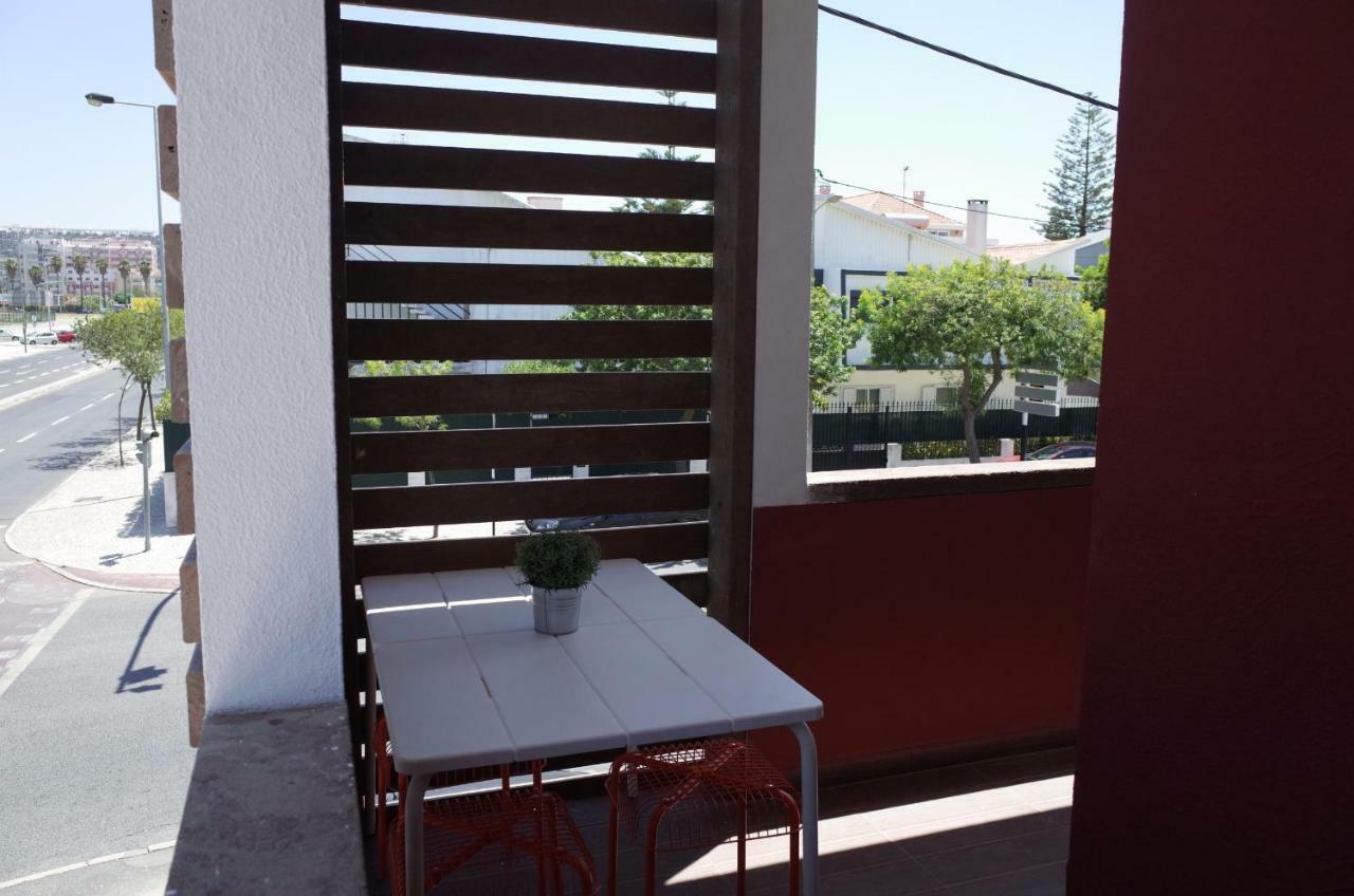 Lisbon Beach Apartments 3 กอสตา ดา กาปาริกา ภายนอก รูปภาพ