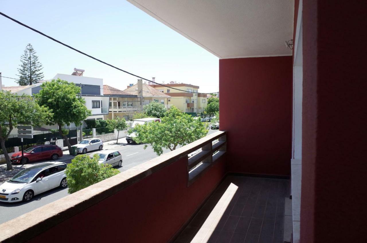 Lisbon Beach Apartments 3 กอสตา ดา กาปาริกา ภายนอก รูปภาพ